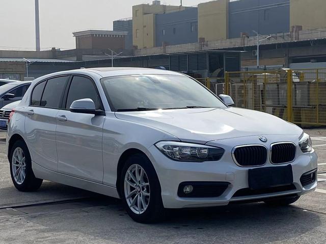 BMW 1 Series (imported)