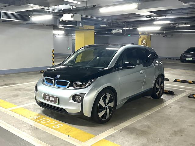 BMW i3 (imported)