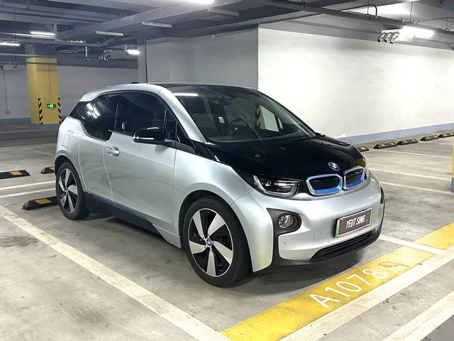 BMW i3 (imported)