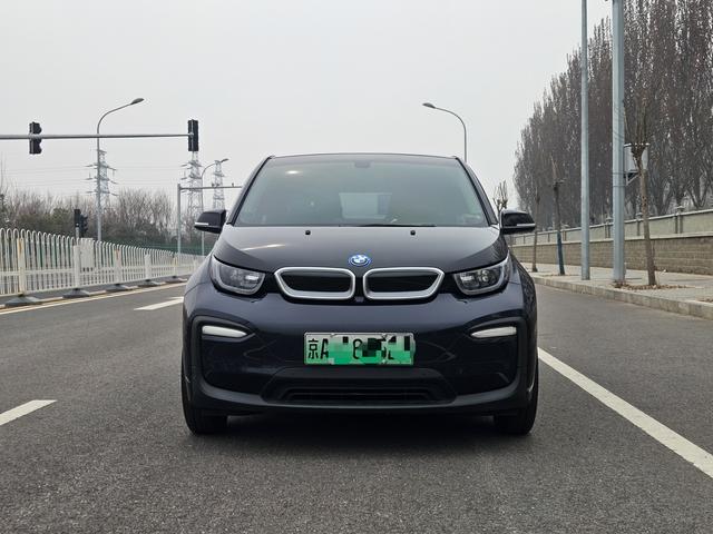 BMW i3 (imported)