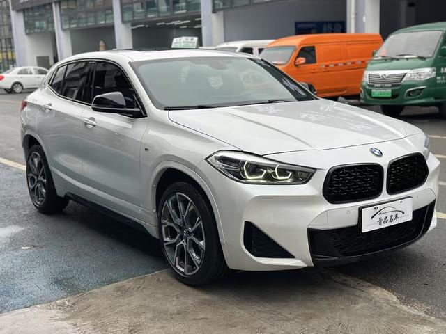 BMW X2