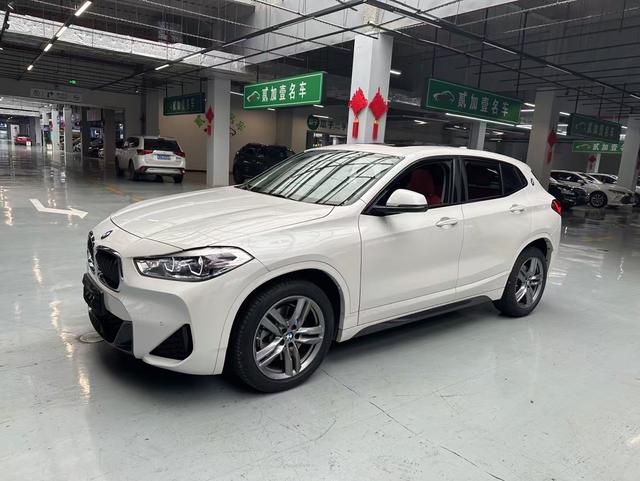 BMW X2