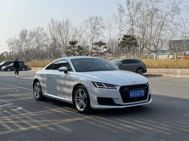 Audi TT