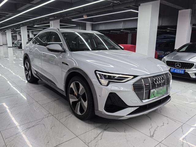 Audi e-tron Sportback (imported)