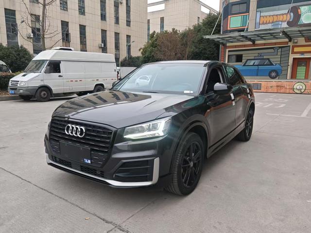 Audi Q2L