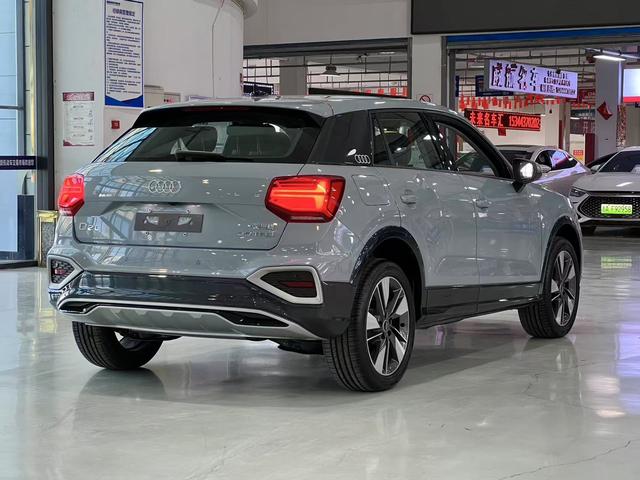 Audi Q2L