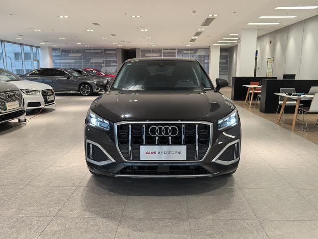 Audi Q2L