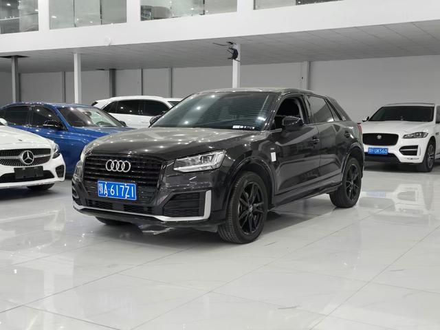 Audi Q2L