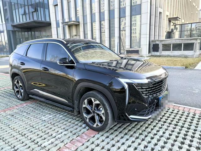 Geely Atlas L