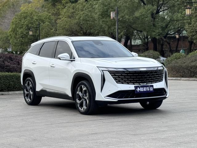 Geely Atlas L