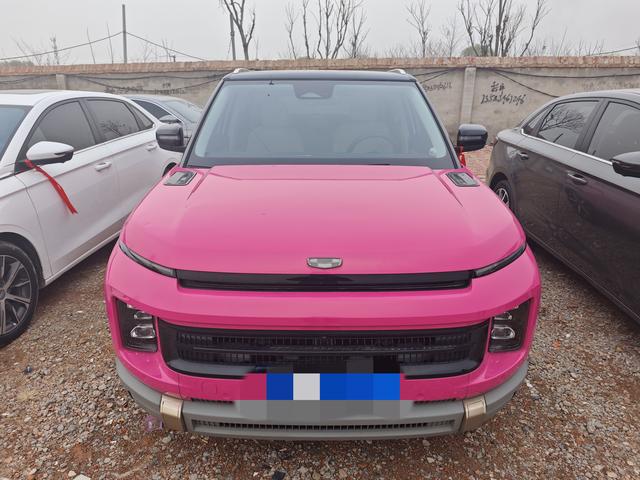 Geely ICON