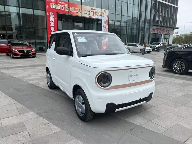 Geely Panda