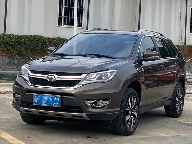 BYD S7