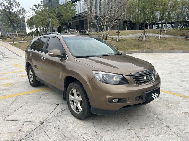 BYD S6