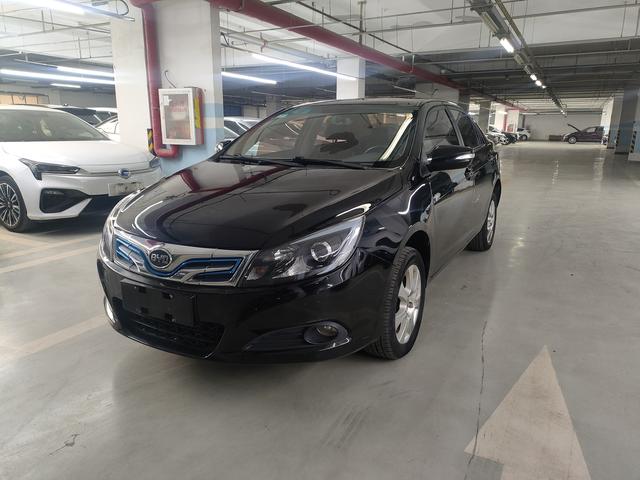 BYD e5