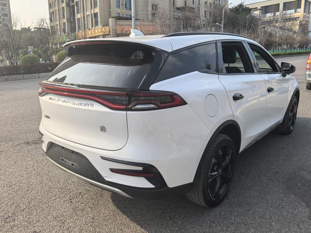 BYD Tang DM