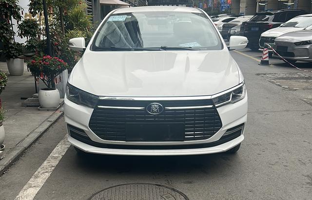 BYD QinEV