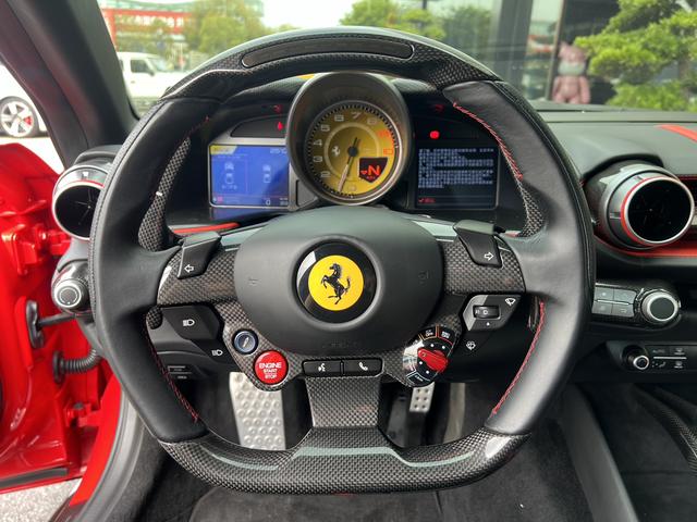 Ferrari 812