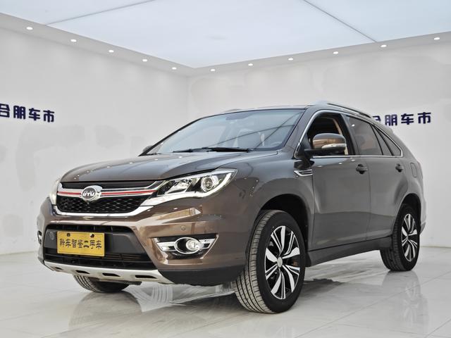 BYD S7