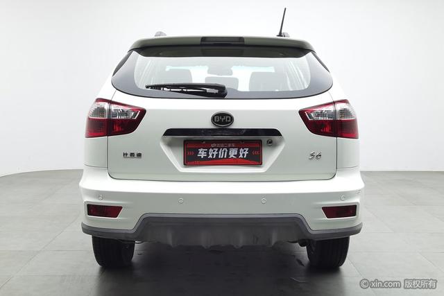 BYD S6