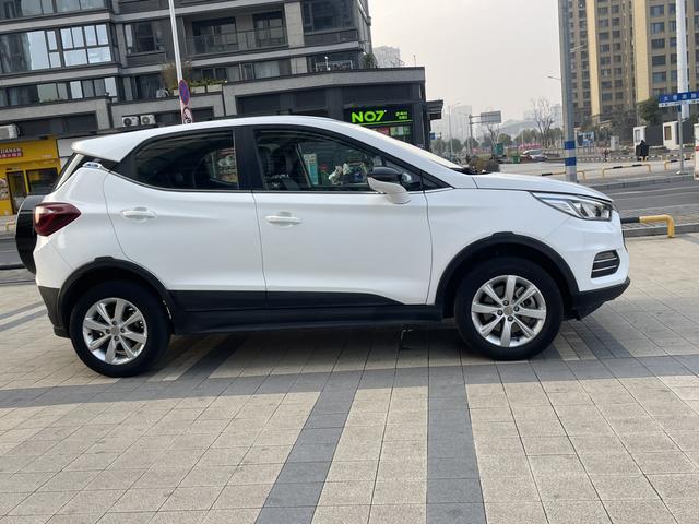 BYD Yuan EV