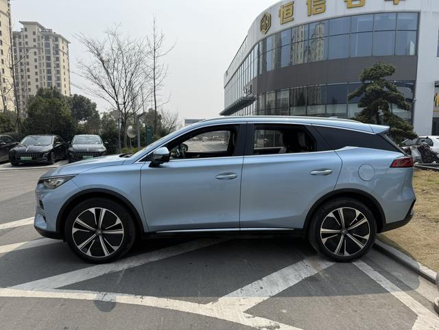 BYD Tang EV