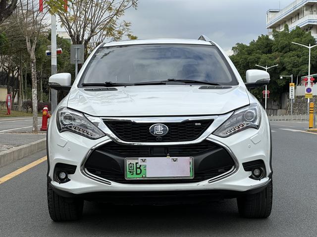 BYD Tang DM