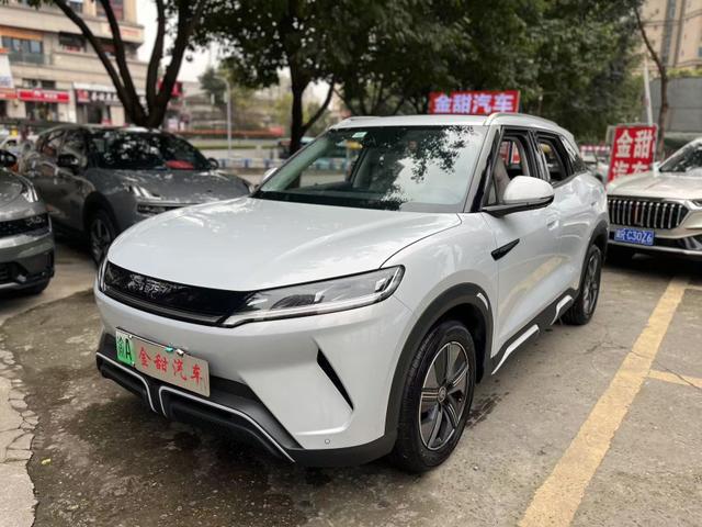 BYD Yuan UP