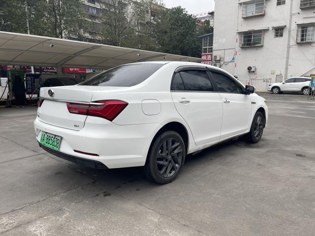 BYD QinEV