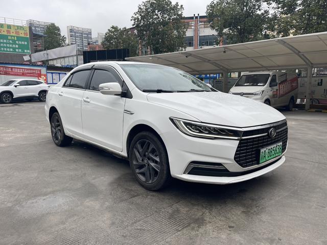 BYD QinEV