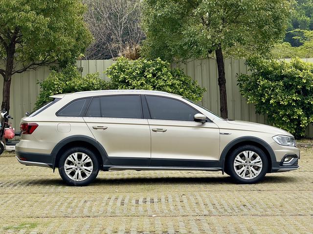 Volkswagen C-TREK Weiling