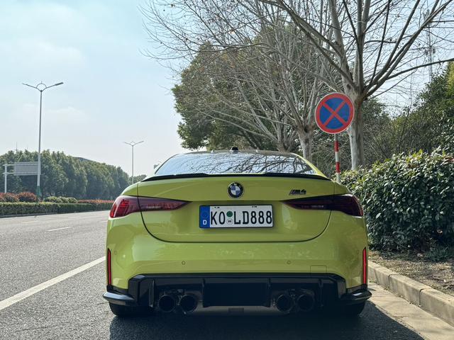 BMW M4