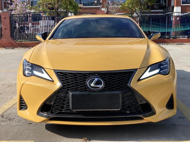 Lexus RC