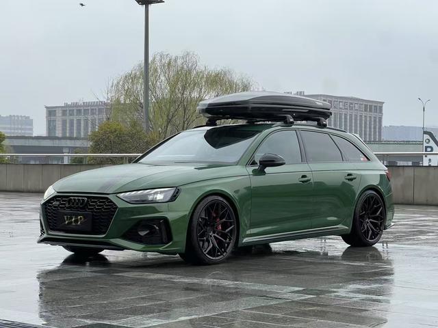 Audi RS 4