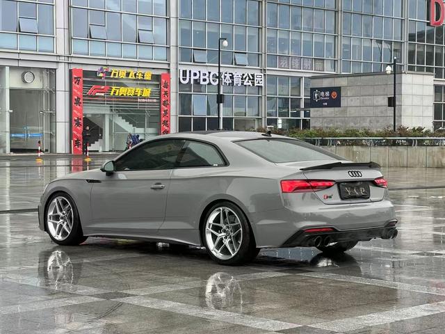 Audi S5