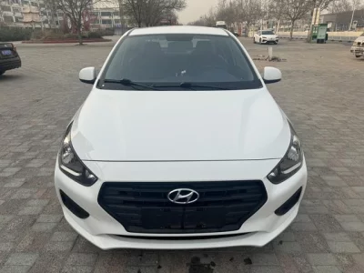 Hyundai Rena