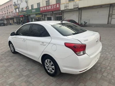 Hyundai Rena