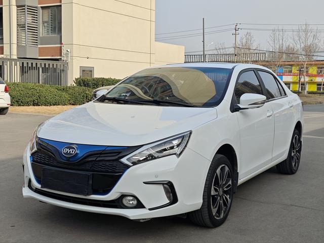 BYD QinEV