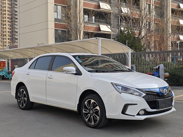 BYD QinEV