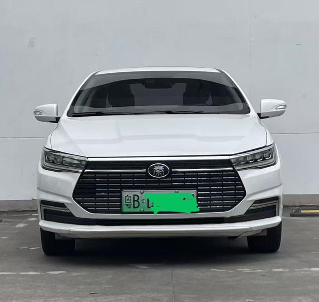 BYD QinEV