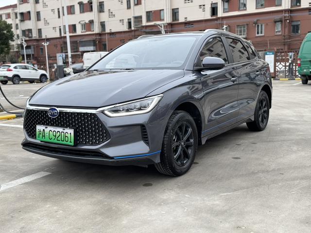 BYD e2