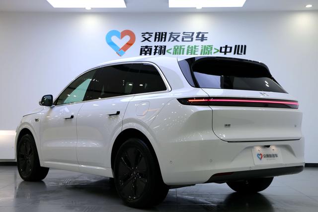 Lixiang L6