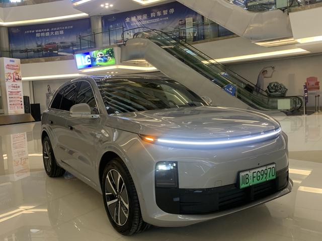 Lixiang L6