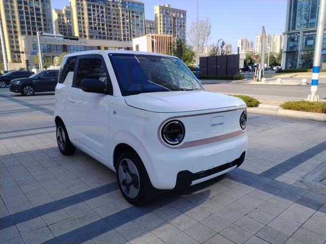 Geely Panda