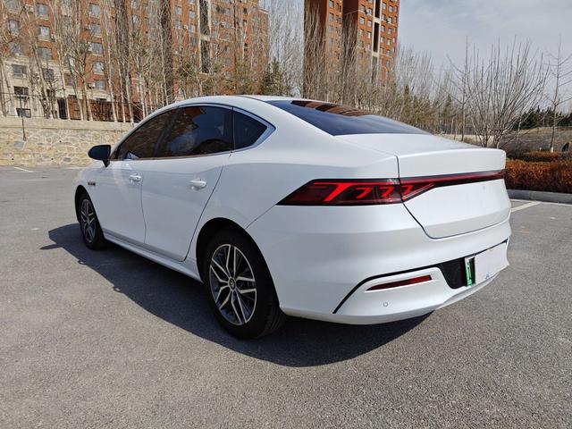 BYD Qin PLUS EV