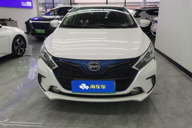 BYD QinEV