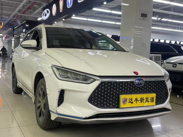 BYD e2