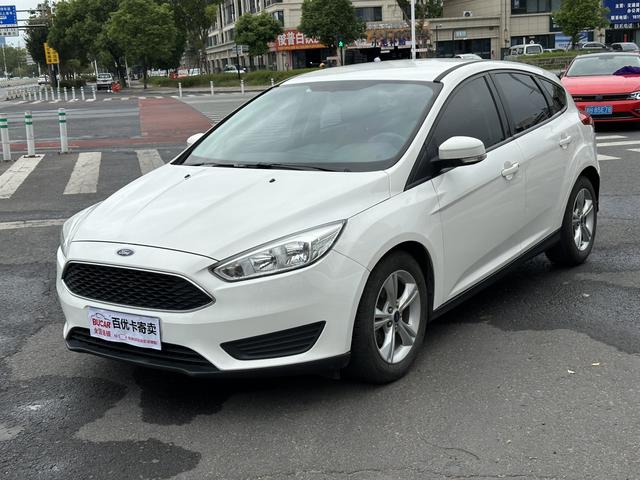 Ford Fox