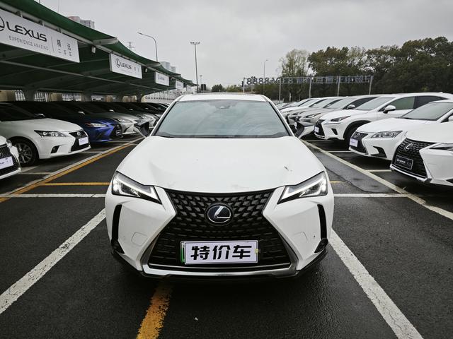 Lexus UX EV