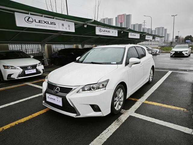 Lexus CT